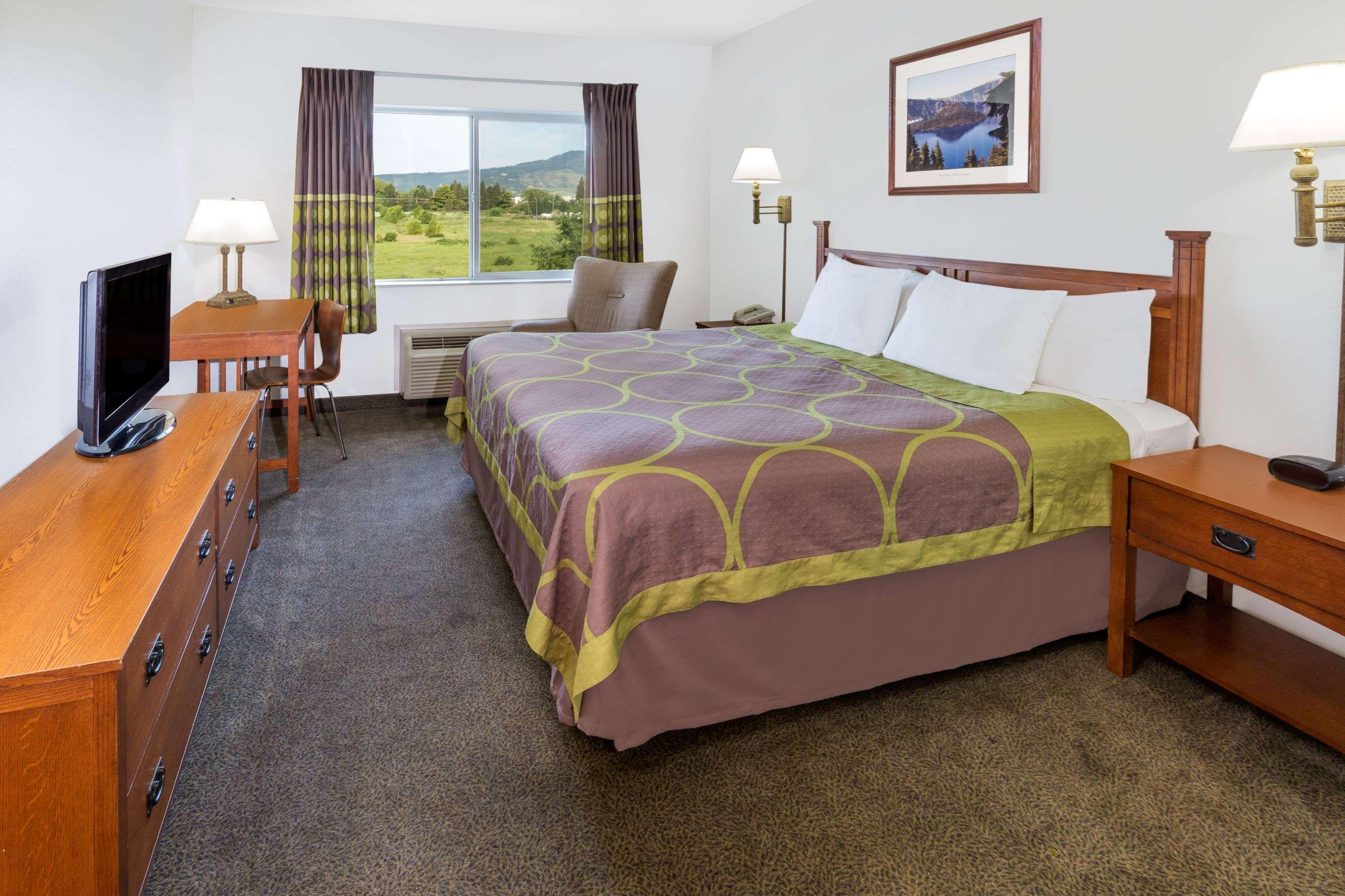 Super 8 By Wyndham Central Pt Medford Central Point Exteriör bild