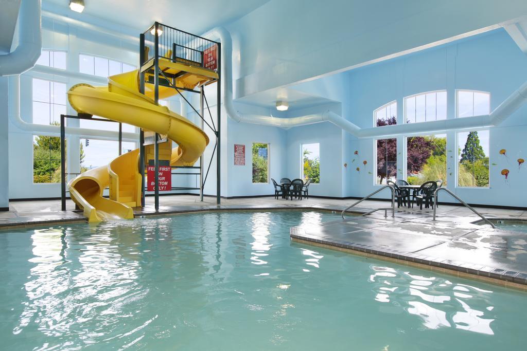 Super 8 By Wyndham Central Pt Medford Central Point Exteriör bild