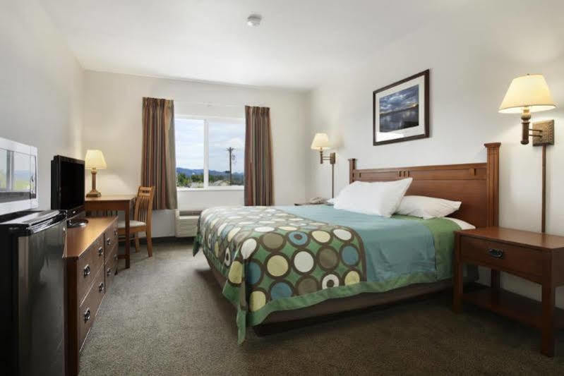 Super 8 By Wyndham Central Pt Medford Central Point Exteriör bild